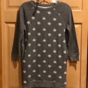 New Old Navy sweatshirt